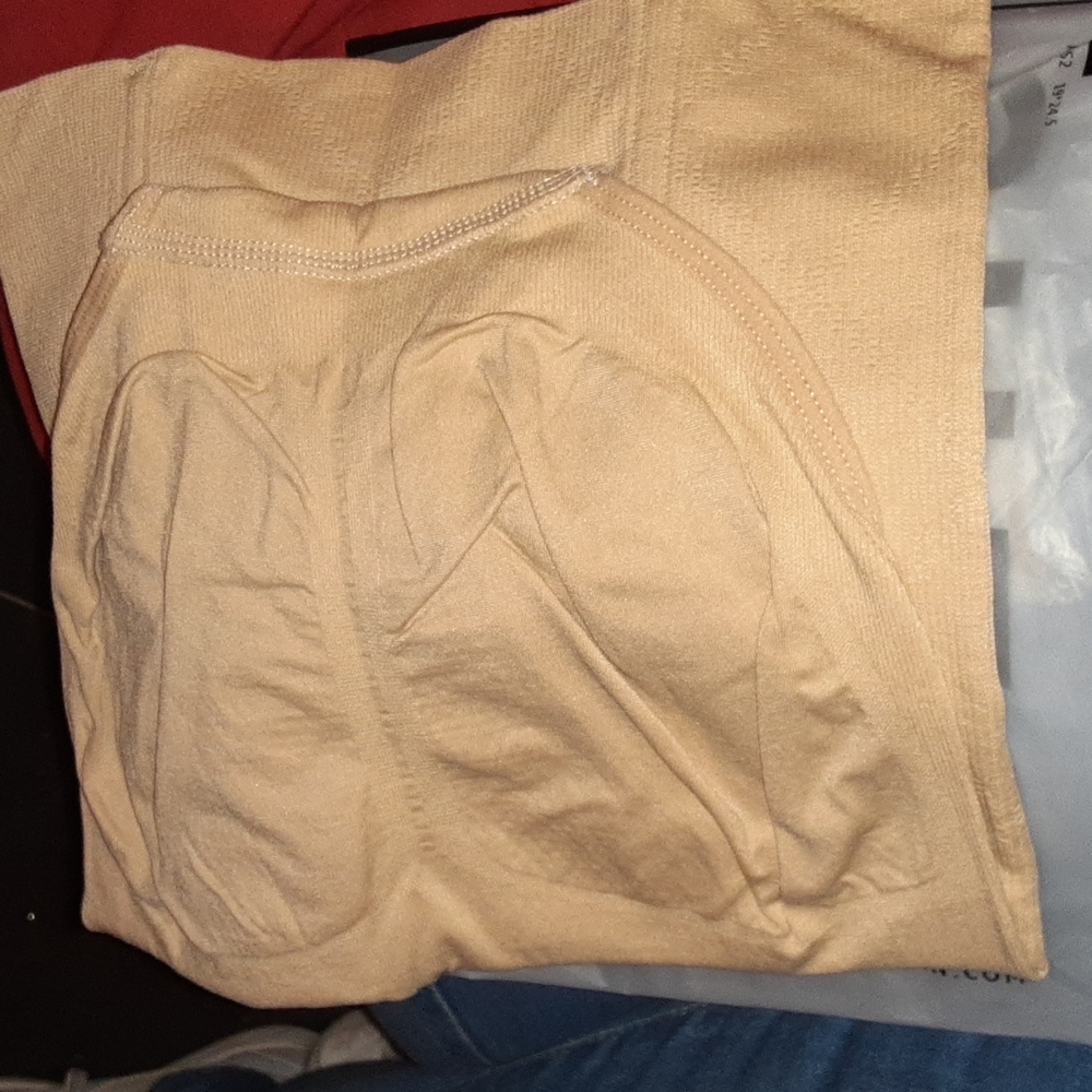 SHEIN Spanks - Picture 3 of 4